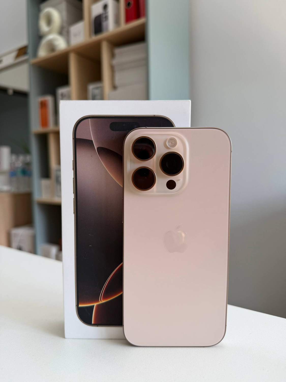 16 Pro 128GB | Desert Titanium | 🔋90%